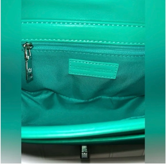 Badgley Mischka Quilted Green Chain Shoulder Bag PLUS Zipper Wallet - Picture 3 of 7